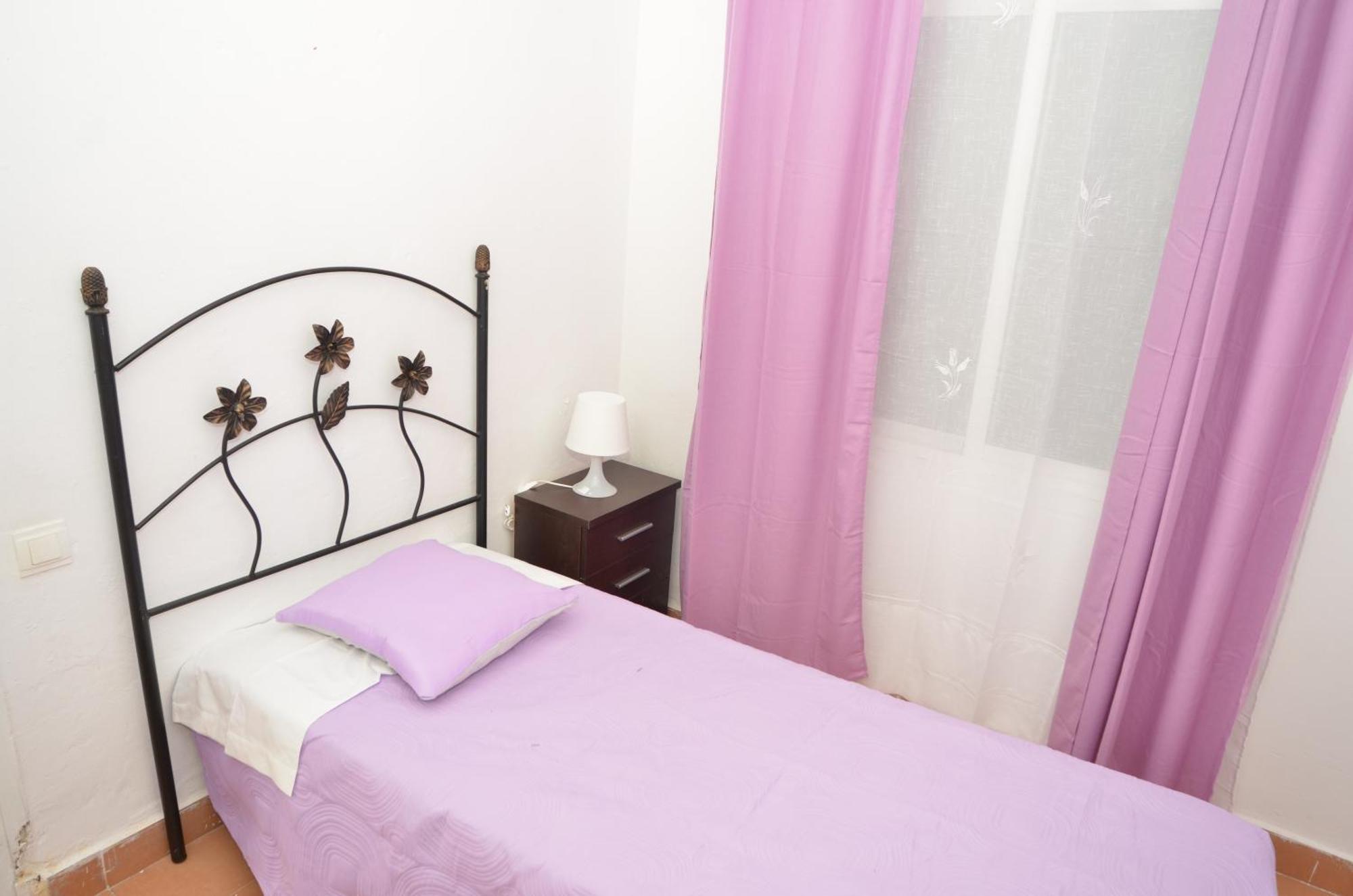 Big Room In Heart Dowtown Malaga Exterior photo